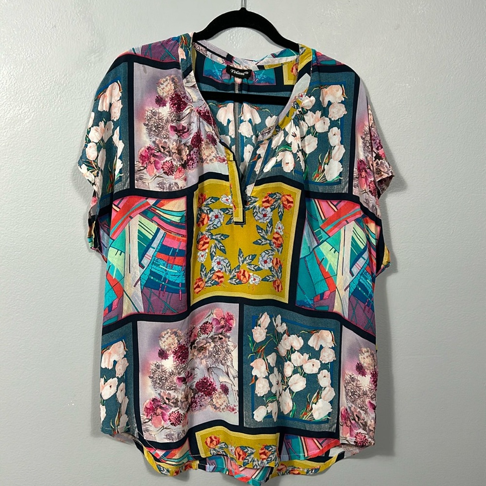 Tolani Silk Floral Blouse Tunic size Large